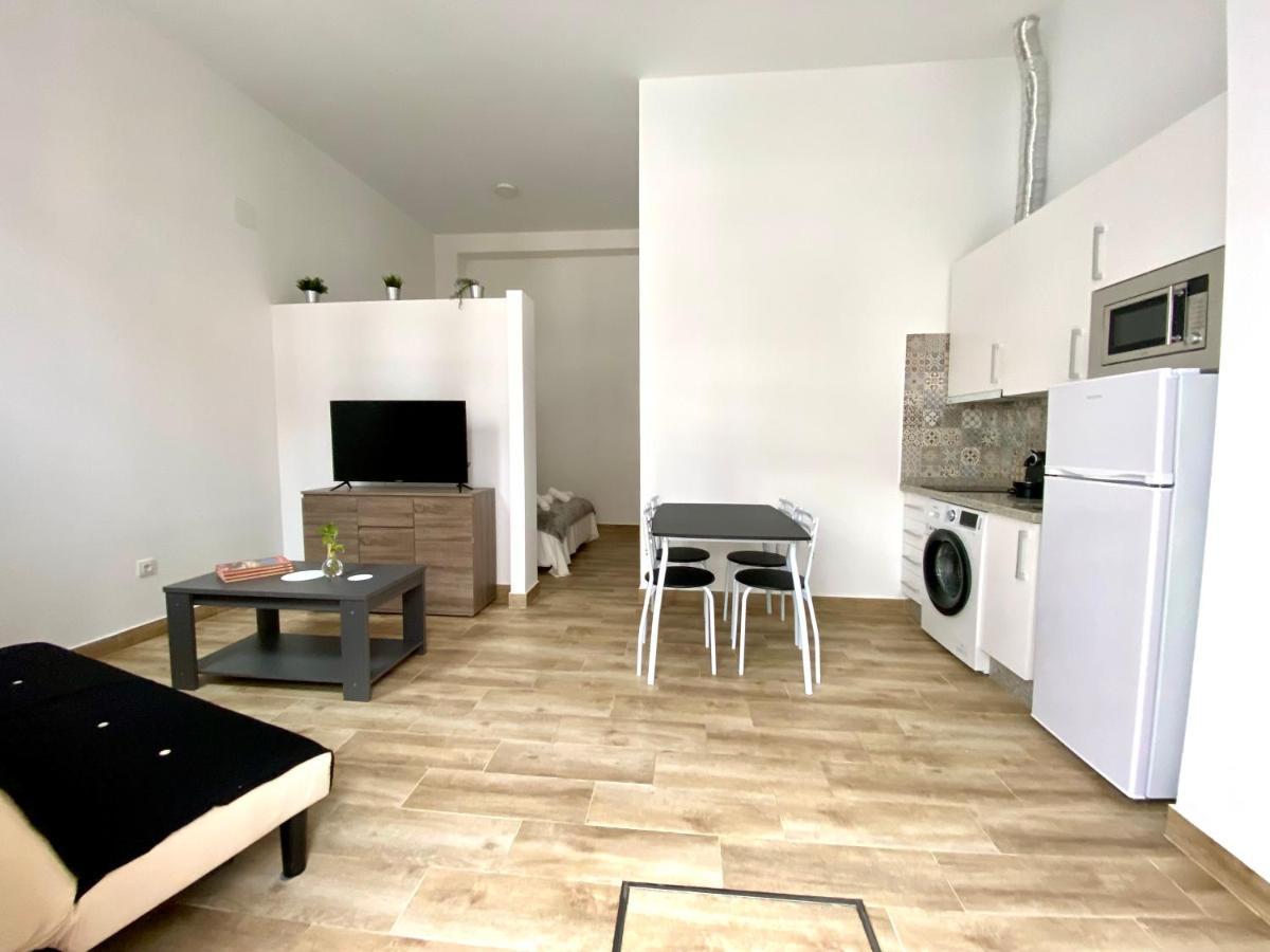 Apartamentos Cruz Roja B Sewilla Zewnętrze zdjęcie